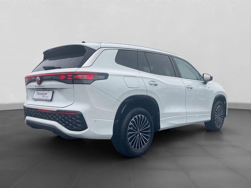 Gebraucht VW Tayron R-line 193 PS (141 kW) 2025 Weiß SUV