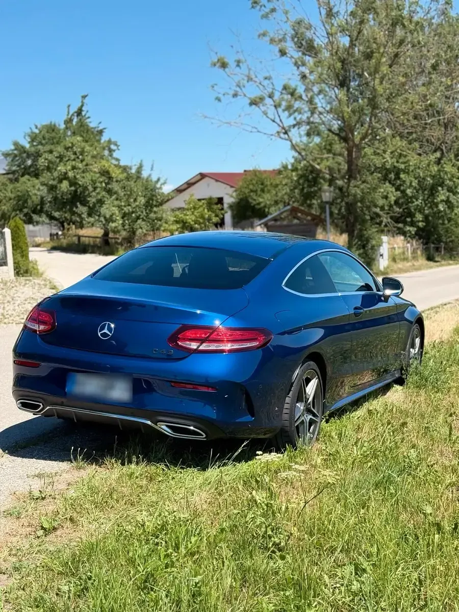 Gebraucht Mercedes C300 AMG line 245 PS (180 kW) 2019 Blau Coupé