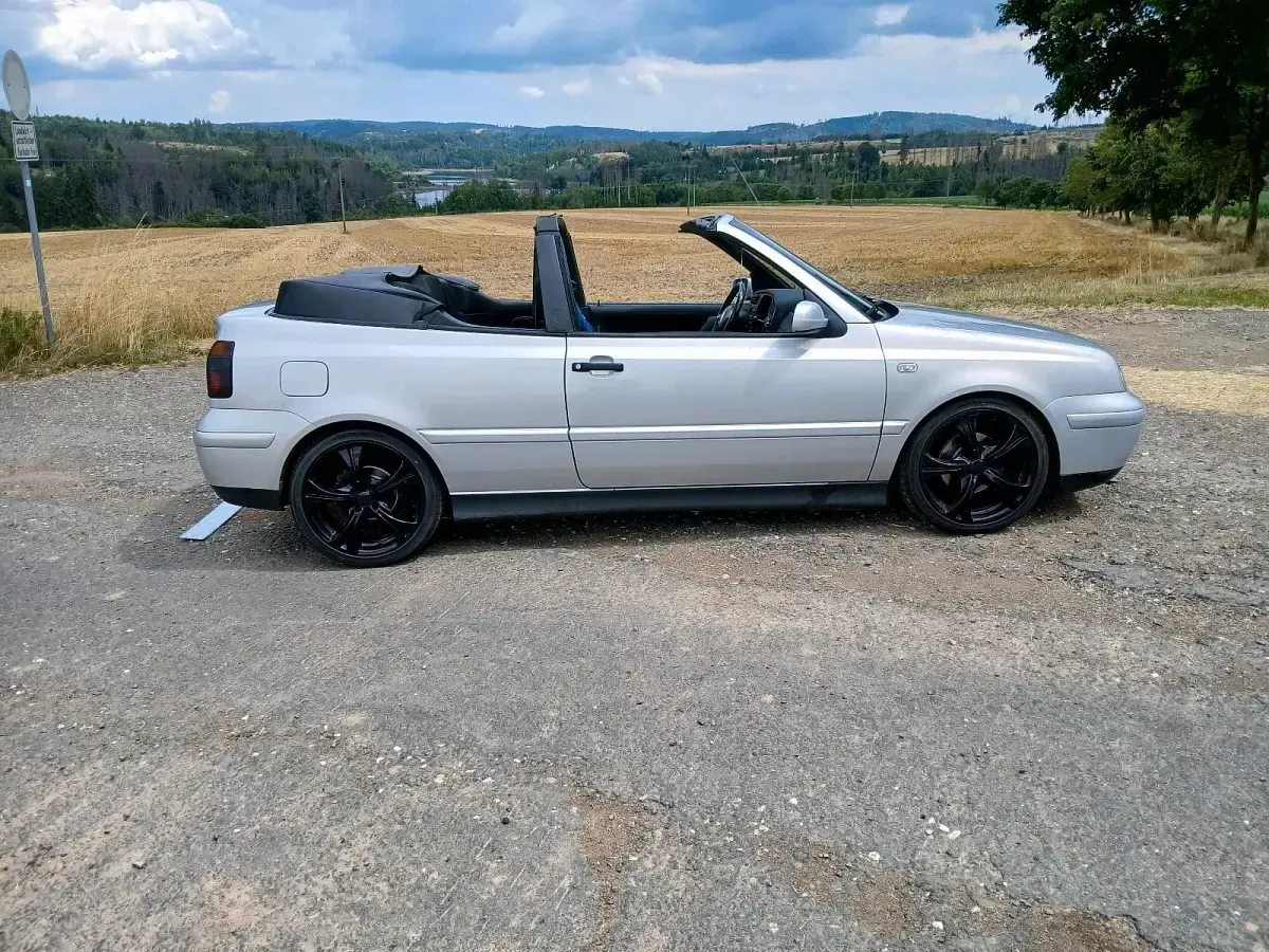 Gebraucht VW Golf 101 PS (74 kW) 1999 Silber Cabrio