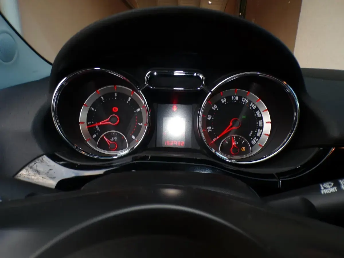 Gebraucht Opel Adam 100 PS (73 kW) 2015 Blau Kleinwagen
