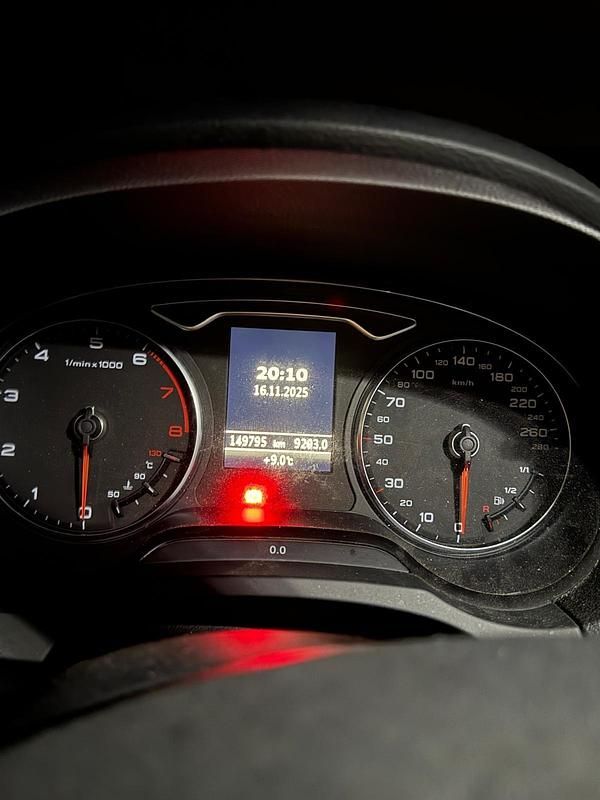 Schwarz Gebraucht 2012 Audi A3 Ambiente Kleinwagen | 7.500 € (Fairer Preis) - Bild 1/4