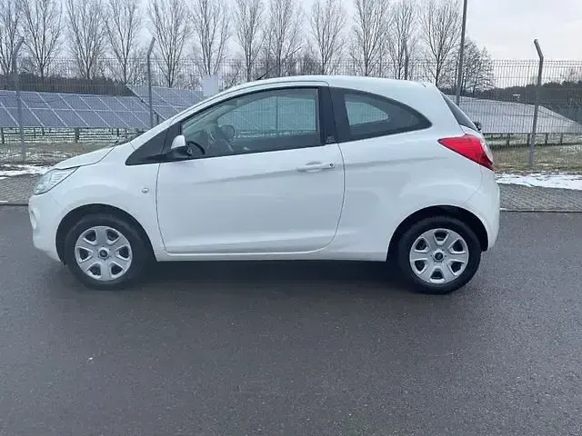 Używany Ford Ka Trend 69 KM (50 kW) 2016 Biały Hatchback
