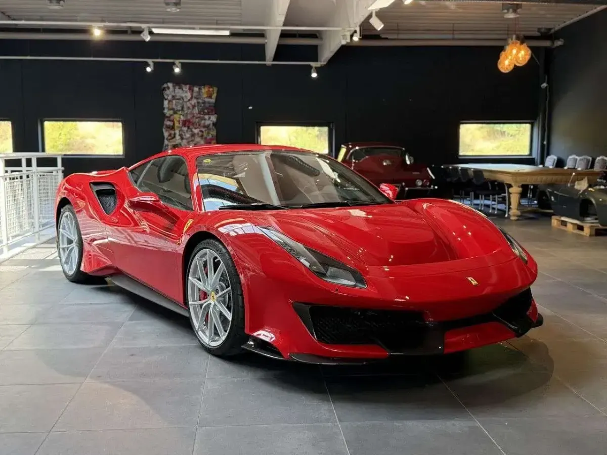 Gebraucht Ferrari 488 721 PS (530 kW) 2020 Ds322 rosso corsa Coupé