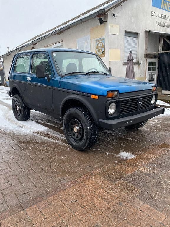 Gebraucht Lada niva 82 PS (60 kW) 2008 Blau SUV