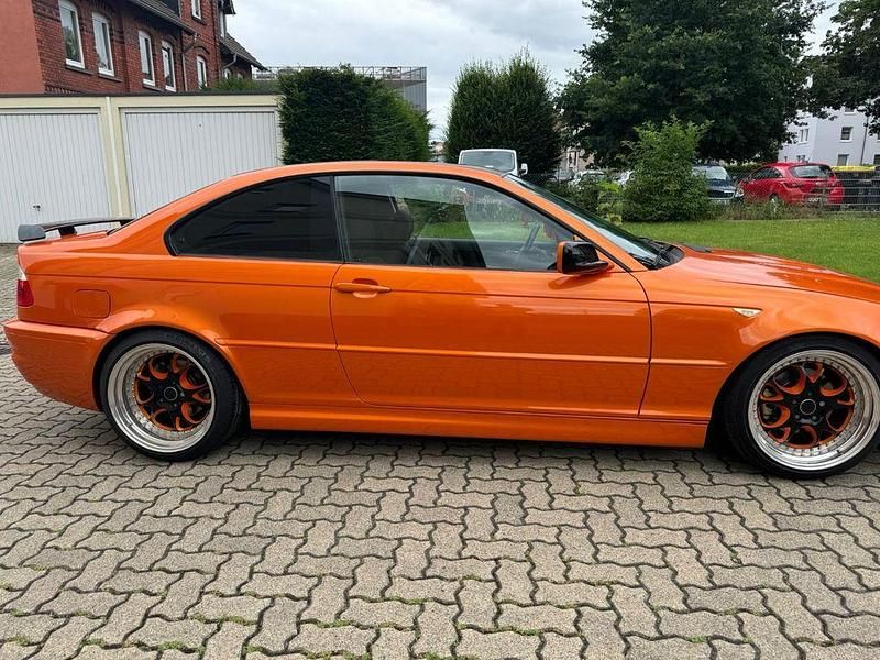 Usata BMW 320 Performance 170 CV (125 kW) 2003 Arancione