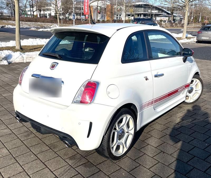 Gebraucht Abarth 500 135 PS (99 kW) 2013 Weiß Kleinwagen