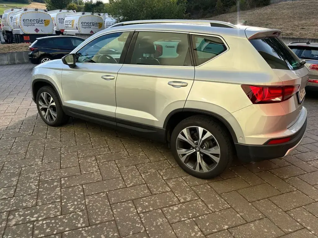 Gebraucht Seat Ateca XCELLENCE 150 PS (110 kW) 2019 Silber SUV