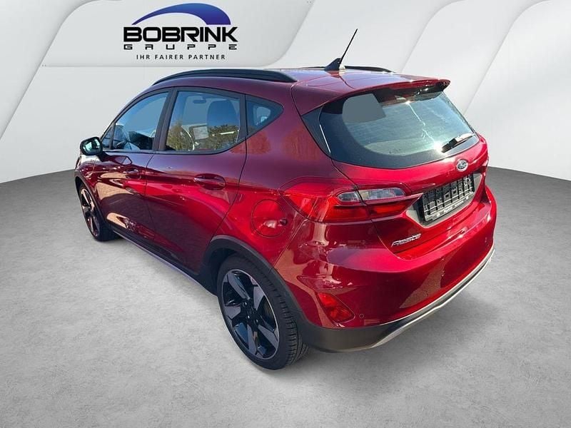 Gebraucht Ford Fiesta Active 95 PS (69 kW) 2021 Rot Kleinwagen