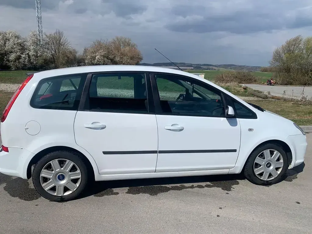 Używany Ford C-MAX Style 145 KM (106 kW) 2007 Biały Minivan