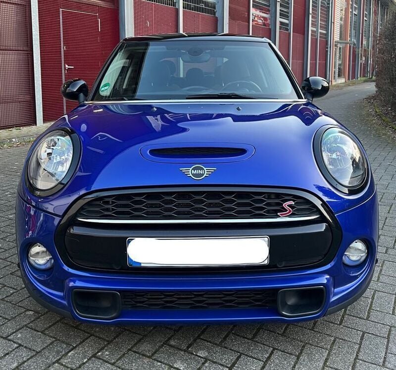 Blau Gebraucht 2019 Mini Cooper SD Kleinwagen | 14.940 € (Guter Preis) - Bild 1/4
