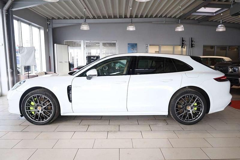 Gebraucht Porsche Panamera Sport Turismo 462 PS (339 kW) 2018 Carraraweiß Kombi