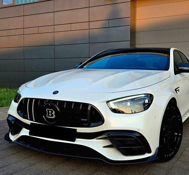 Weiß Gebraucht 2021 Mercedes E63S AMG Limousine | 129.900 € - Bild 1/4