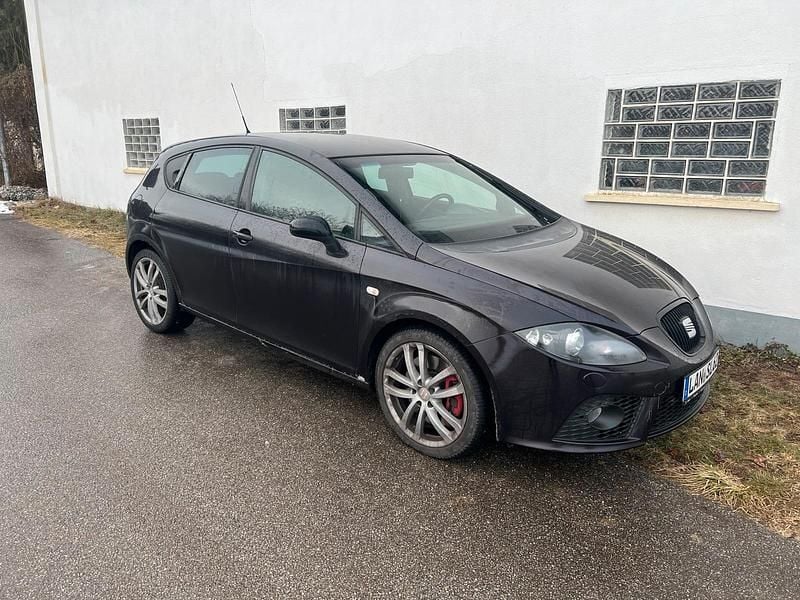 Gebraucht Seat Leon CUPRA 241 PS (177 kW) 2008 Schwarz Limousine
