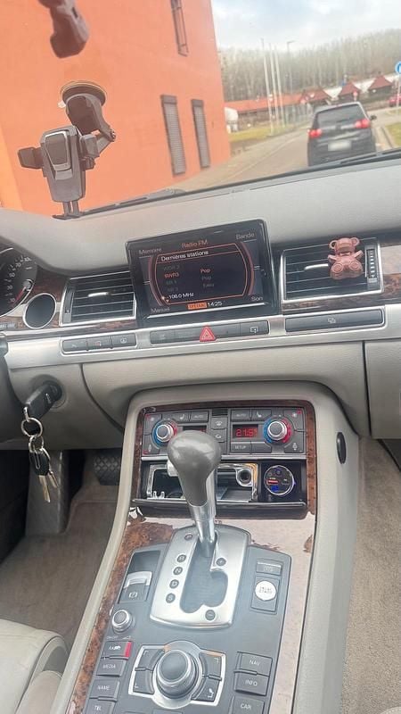 Gebraucht Audi A8 233 PS (171 kW) 2007 Grau Limousine