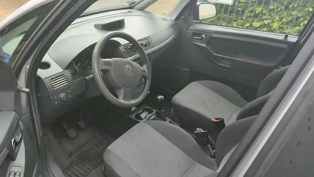 Usata Opel Meriva 2003 Argento Monovolume