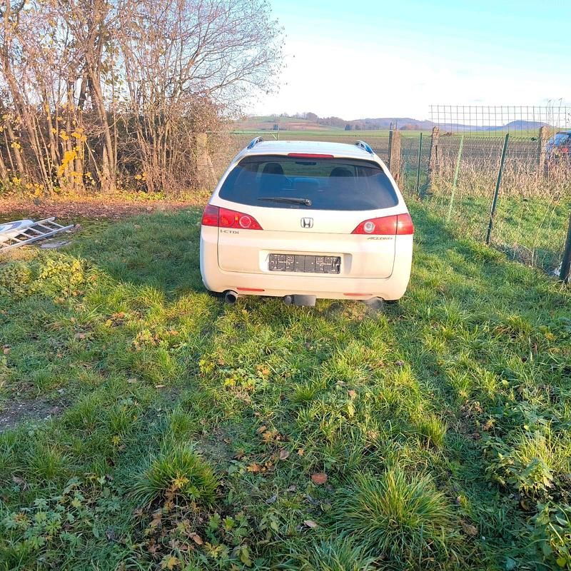 Gebraucht Honda Accord 140 PS (102 kW) 2008 Andere farben Kombi