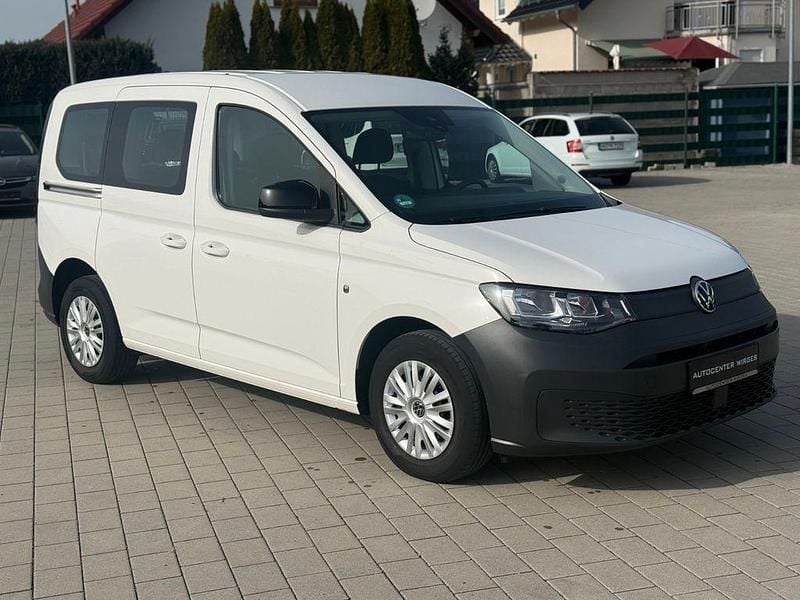 Gebraucht VW Caddy 102 PS (75 kW) 2022 Weiß Van / Kleinbus