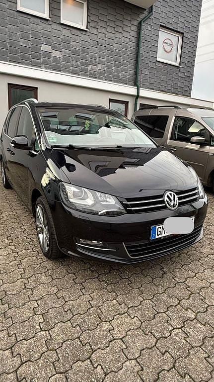 Schwarz Gebraucht 2013 VW Sharan Highline Van / Kleinbus | 11.000 € (Teuer) - Bild 1/4
