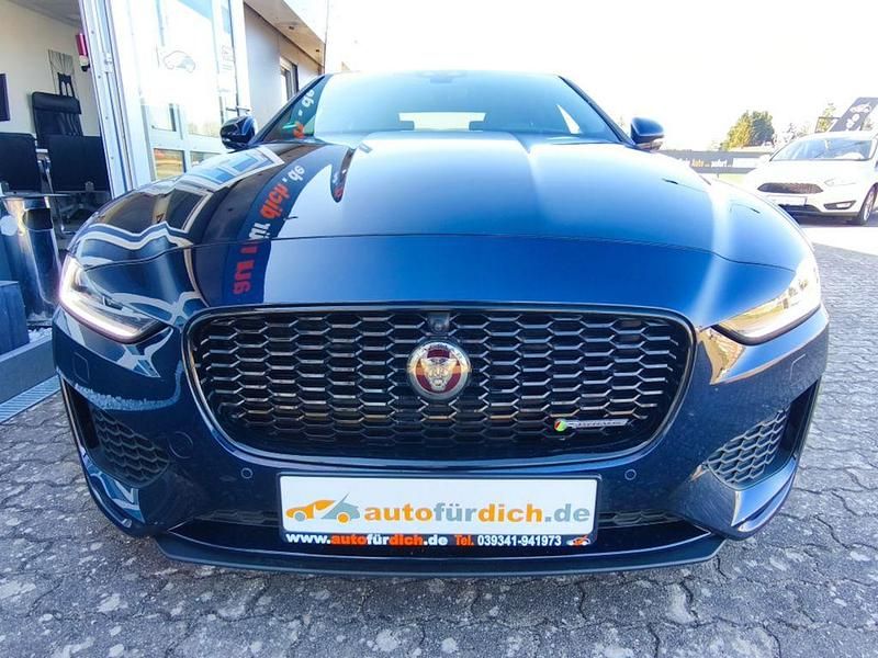 Gebraucht Jaguar XE R-Dynamic 250 PS (183 kW) 2020 Portofino blue (metallic) Limousine