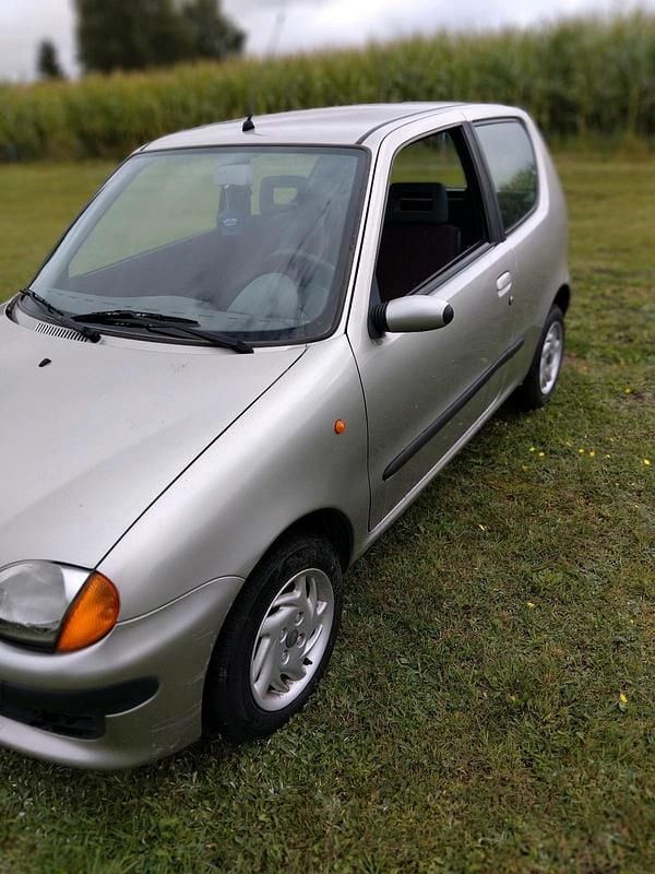 Silber Gebraucht 2000 Fiat Cinquecento Kleinwagen | 1.400 € - Bild 1/4