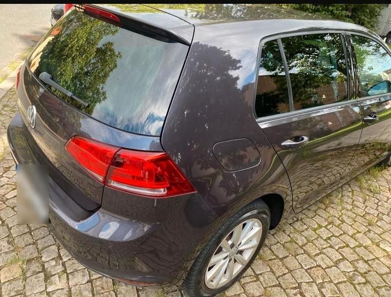 Gebraucht VW Golf VII 110 PS (80 kW) 2016 Grau Kleinwagen