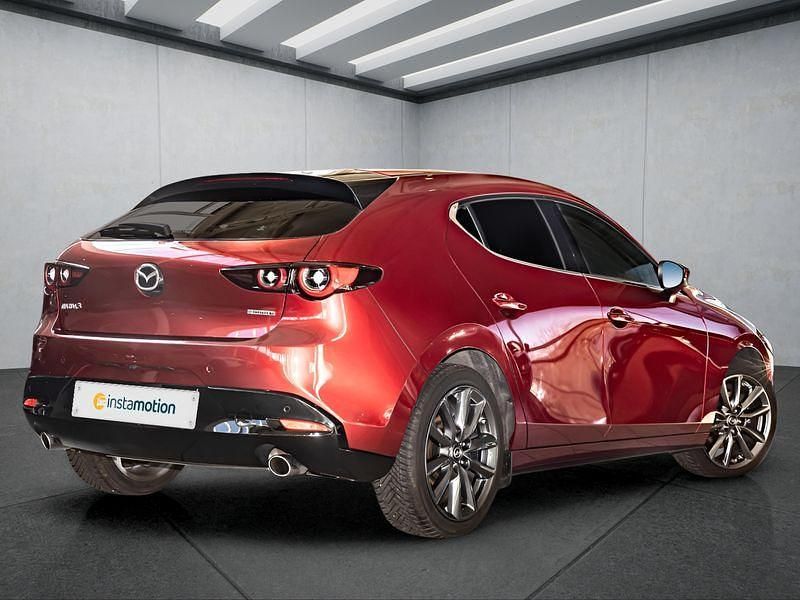 Gebraucht Mazda 3 140 PS (102 kW) 2025 Rot Limousine
