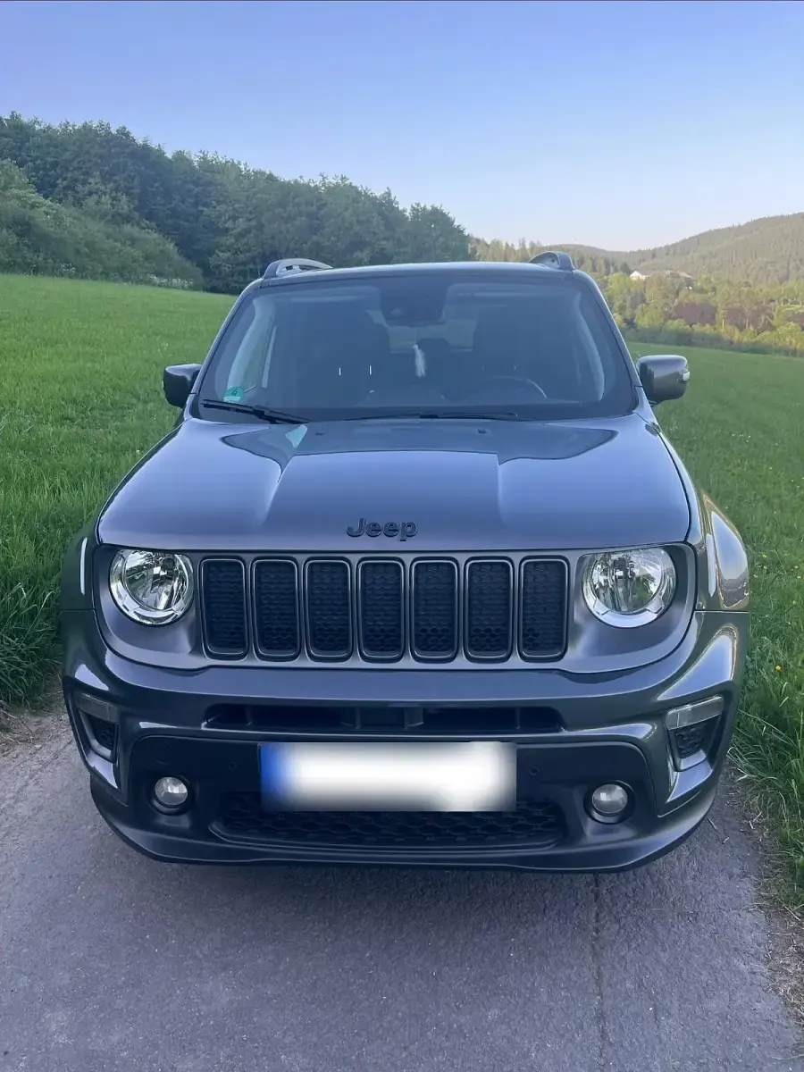 Gebraucht Jeep Renegade 130 PS (95 kW) 2022 Grau SUV