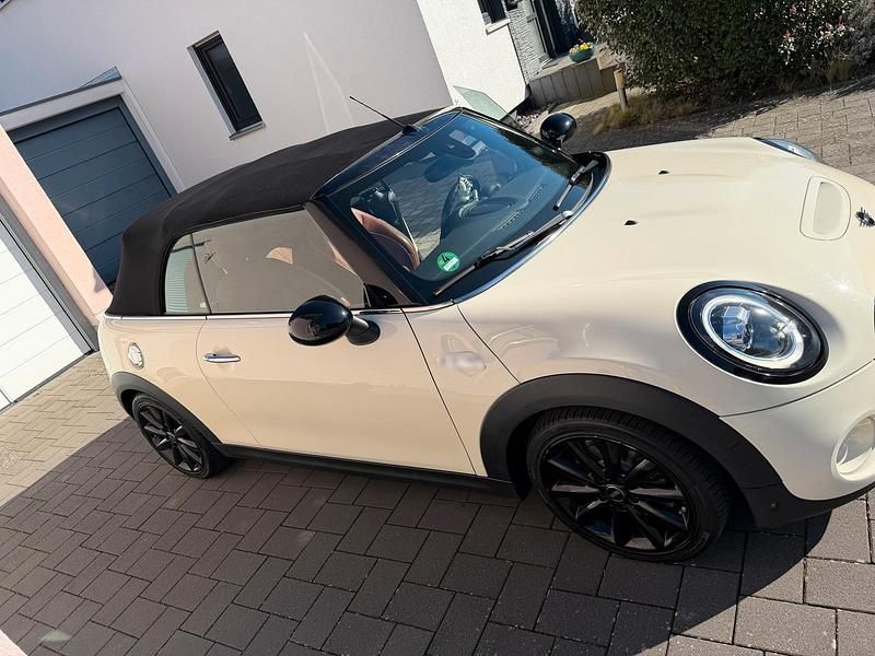 Gebraucht Mini Cooper S Cabriolet 191 PS (140 kW) 2018 Beige Cabrio