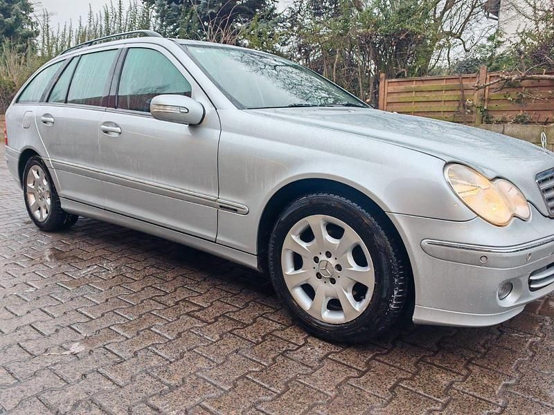 Silber Gebraucht 2007 Mercedes C180 Elegance Kombi | 3.499 € (Guter Preis) - Bild 1/4