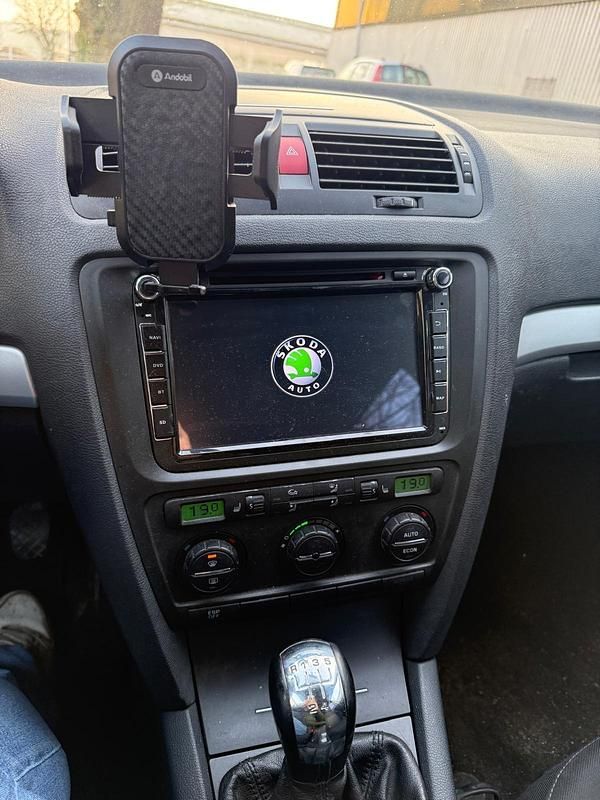 Gebraucht Skoda Octavia 105 PS (77 kW) 2007 Schwarz Kombi