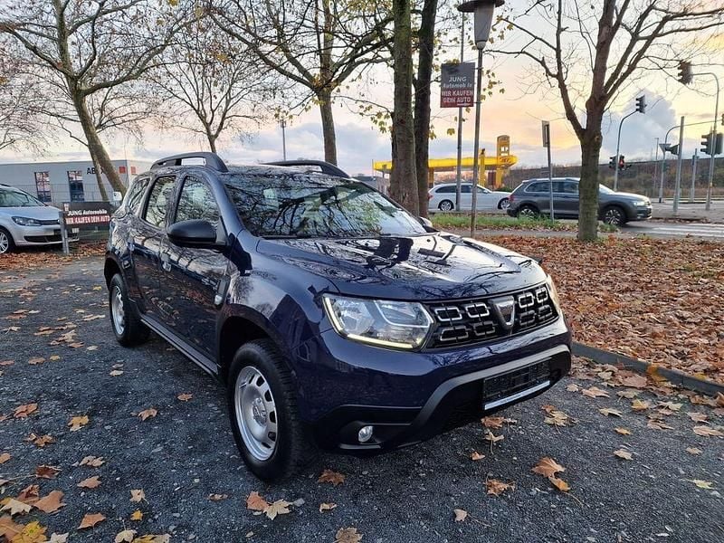 Blau Gebraucht 2018 Dacia Duster Essentiel SUV | 7.999 € (Guter Preis) - Bild 1/4