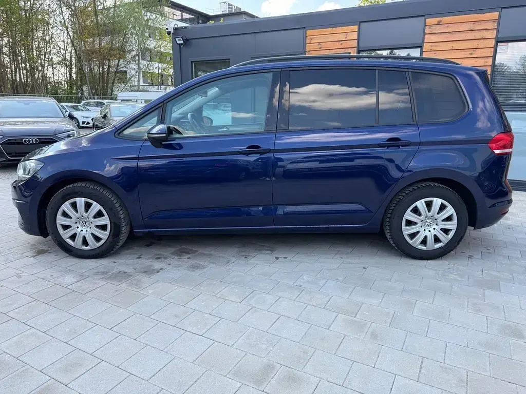Gebraucht VW Touran Comfortline 150 PS (110 kW) 2016 Blau Van / Kleinbus