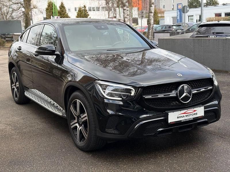 Gebraucht Mercedes GLC400d Advanced 330 PS (242 kW) 2021 Schwarz Coupé