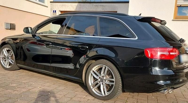 Gebraucht Audi A4 190 PS (139 kW) 2015 Schwarz Kombi