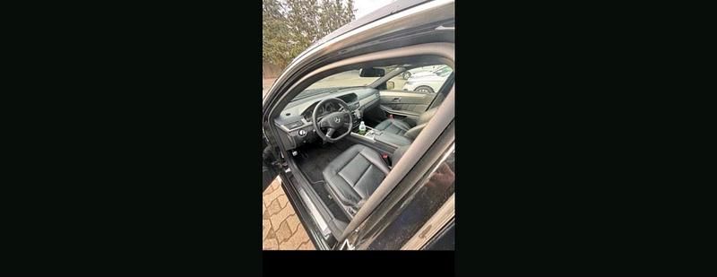 Gebraucht Mercedes E500 388 PS (285 kW) 2009 Schwarz Limousine