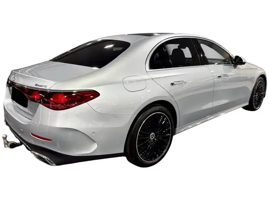 Gebraucht Mercedes E400 AMG 381 PS (280 kW) 2025 Silber Limousine