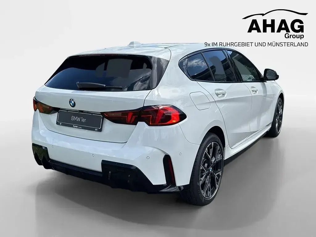 Neu BMW 116 Efficient Dynamics 122 PS (89 kW) 2026 Schwarz Kleinwagen