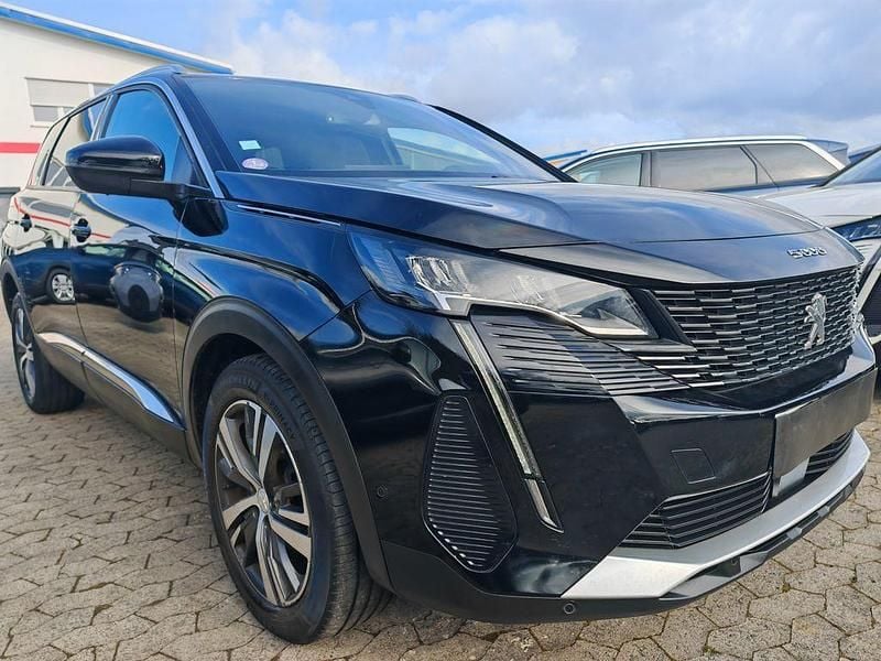 Gebraucht Peugeot 5008 Allure 131 PS (96 kW) 2023 Schwarz SUV