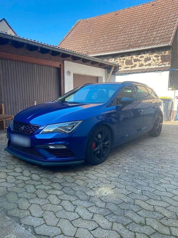 Gebraucht Seat Leon 4Drive 300 PS (220 kW) 2017 Blau Kombi