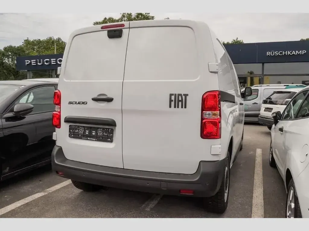Neu Fiat Scudo 121 PS (88 kW) 2026 Weiß Van