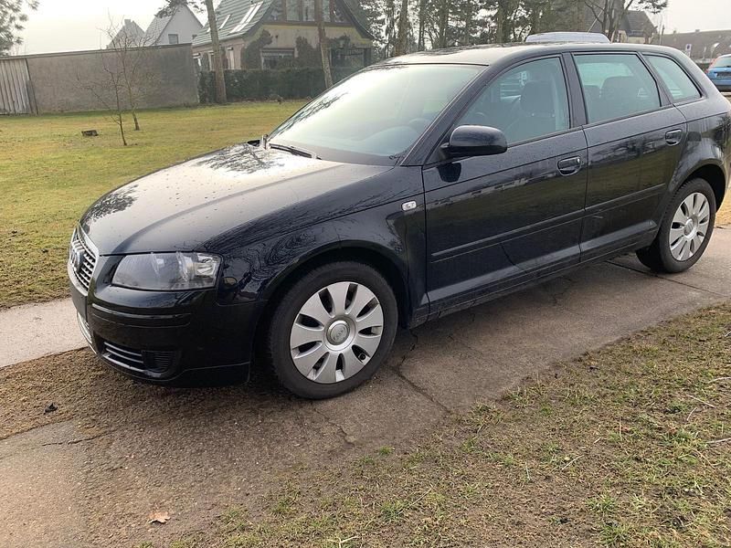 Gebraucht Audi A3 105 PS (77 kW) 2007 Schwarz Kleinwagen