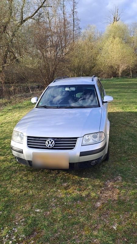 Second-hand VW Passat 116 CP (85 kW) 2004 Gri Break