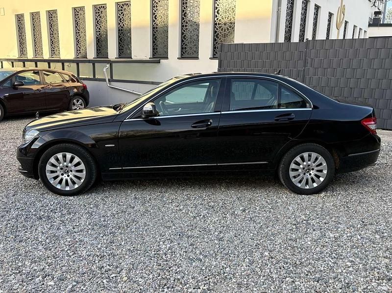Gebraucht Mercedes C220 170 PS (125 kW) 2007 Obsidianschwarz  metalliclack Limousine