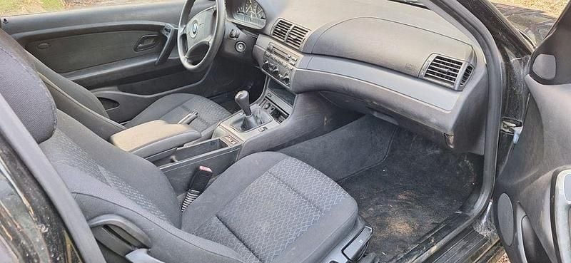 Gebraucht BMW 316 116 PS (85 kW) 2003 Schwarz Limousine