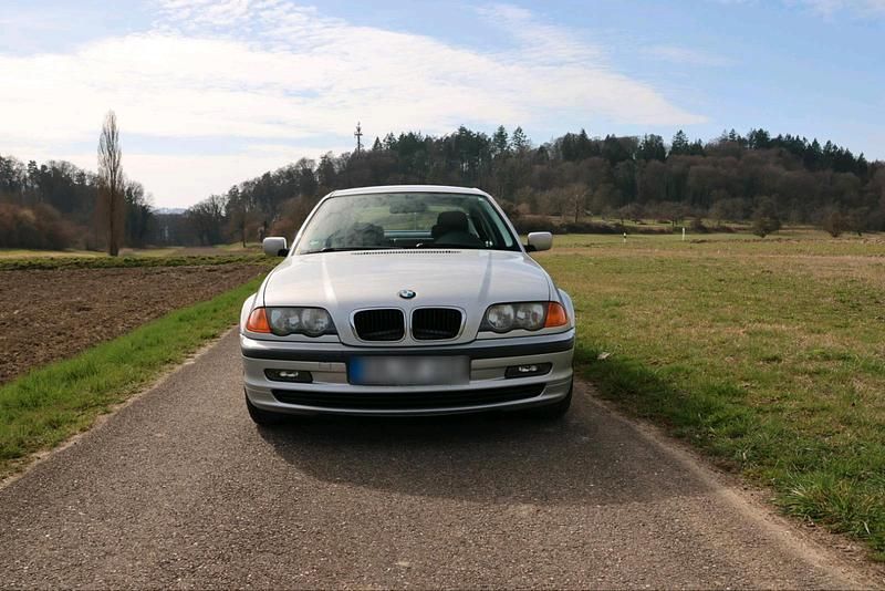 Gebraucht BMW 323 170 PS (125 kW) 1998 Silber Limousine