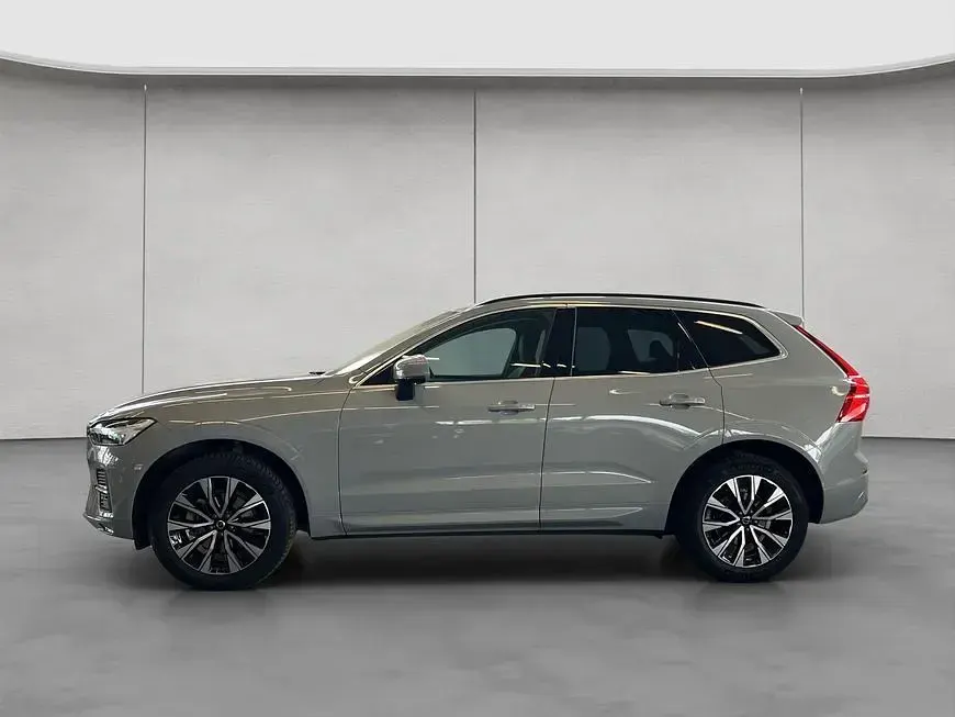 Gebraucht Volvo XC60 250 PS (183 kW) 2024 Vapour grey 740 SUV
