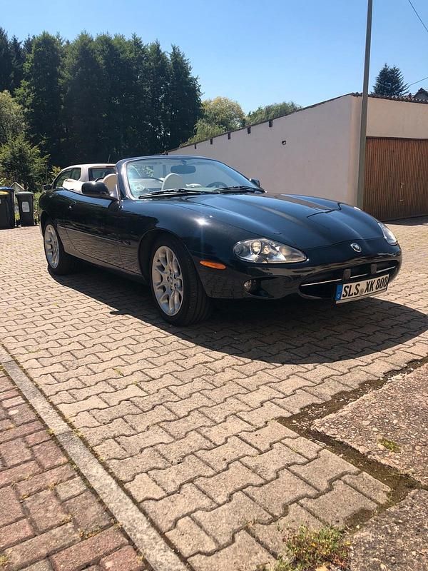Schwarz Gebraucht 1998 Jaguar XK8 Cabrio | 19.900 € - Bild 1/4