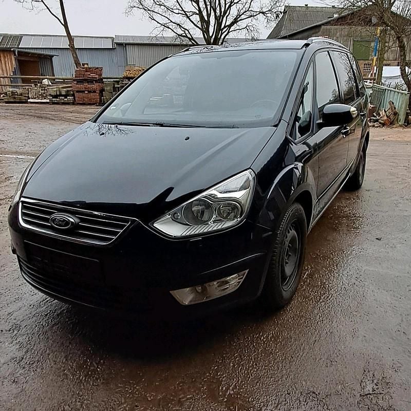 Gebraucht Ford Galaxy 140 PS (102 kW) 2012 Schwarz Van / Kleinbus