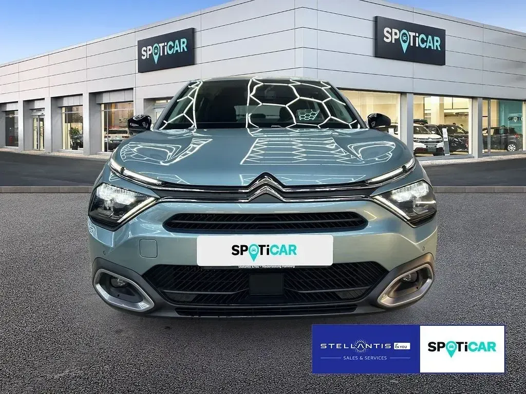Gebraucht Citroën C4 Shine 131 PS (96 kW) 2023 Lackierung olbia blau/typ aussen (metallic) SUV