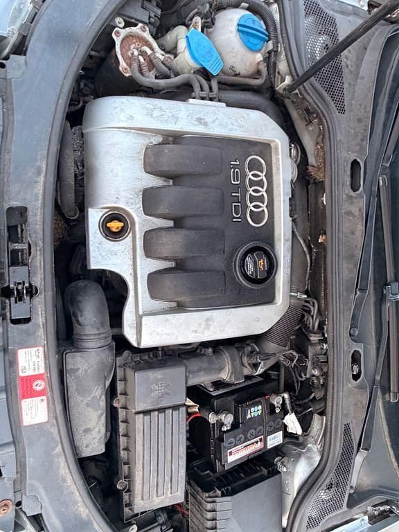 Gebraucht Audi A3 Ambiente 105 PS (77 kW) 2003 Silber Kleinwagen